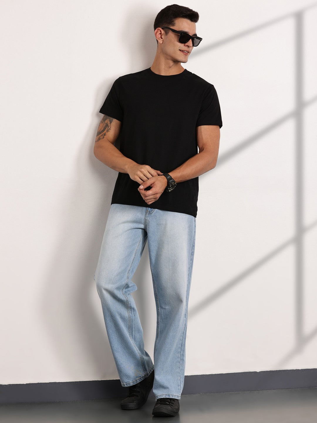 Thomas Scott Men LightBlue Mid-Rise Baggy Fit Cotton Non Stretchable Jeans