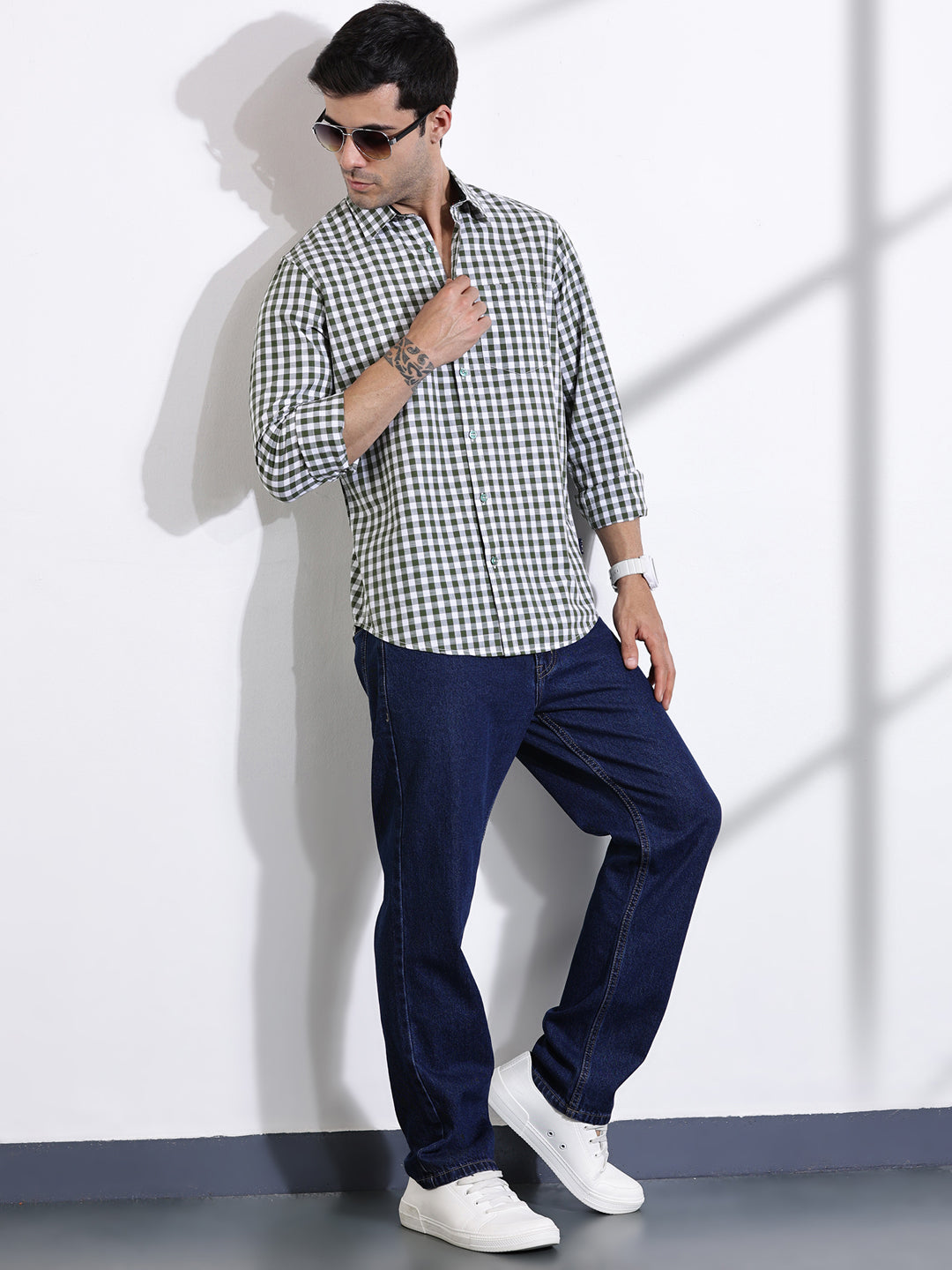 Thomas Scott Men Green Slim Fit Long Sleeve Gingham Checks Cotton Casual Shirt