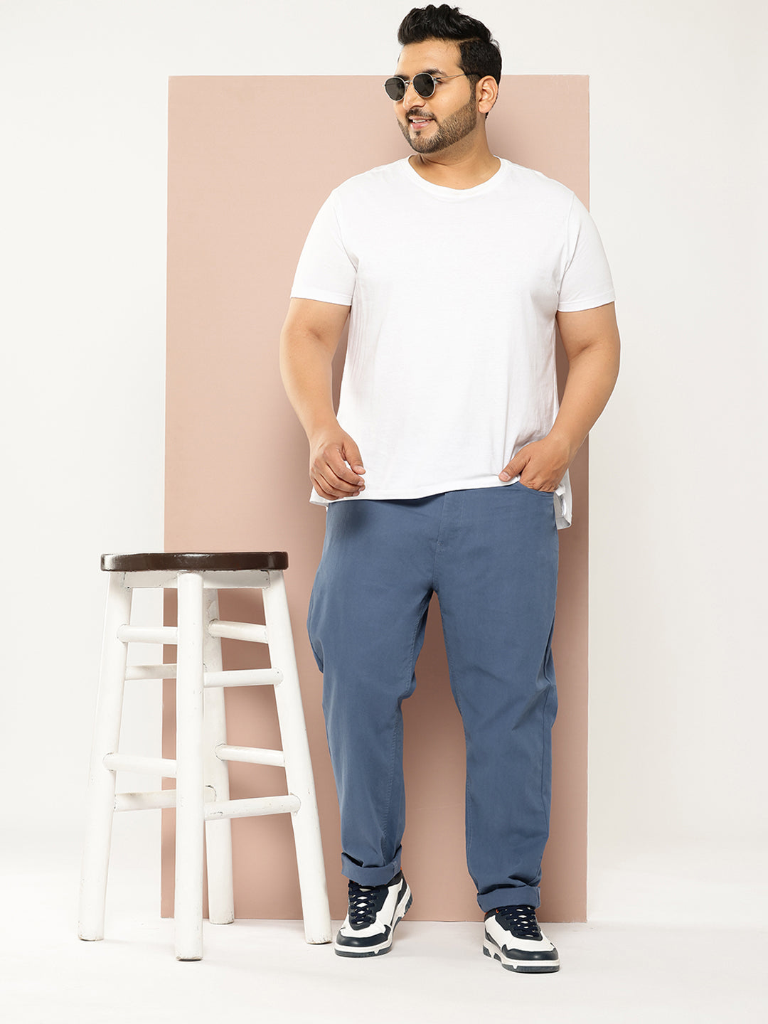 Thomas Scott Men Blue Plus Size Regular fit Mid-rise Cotton Woven Chino Trouser