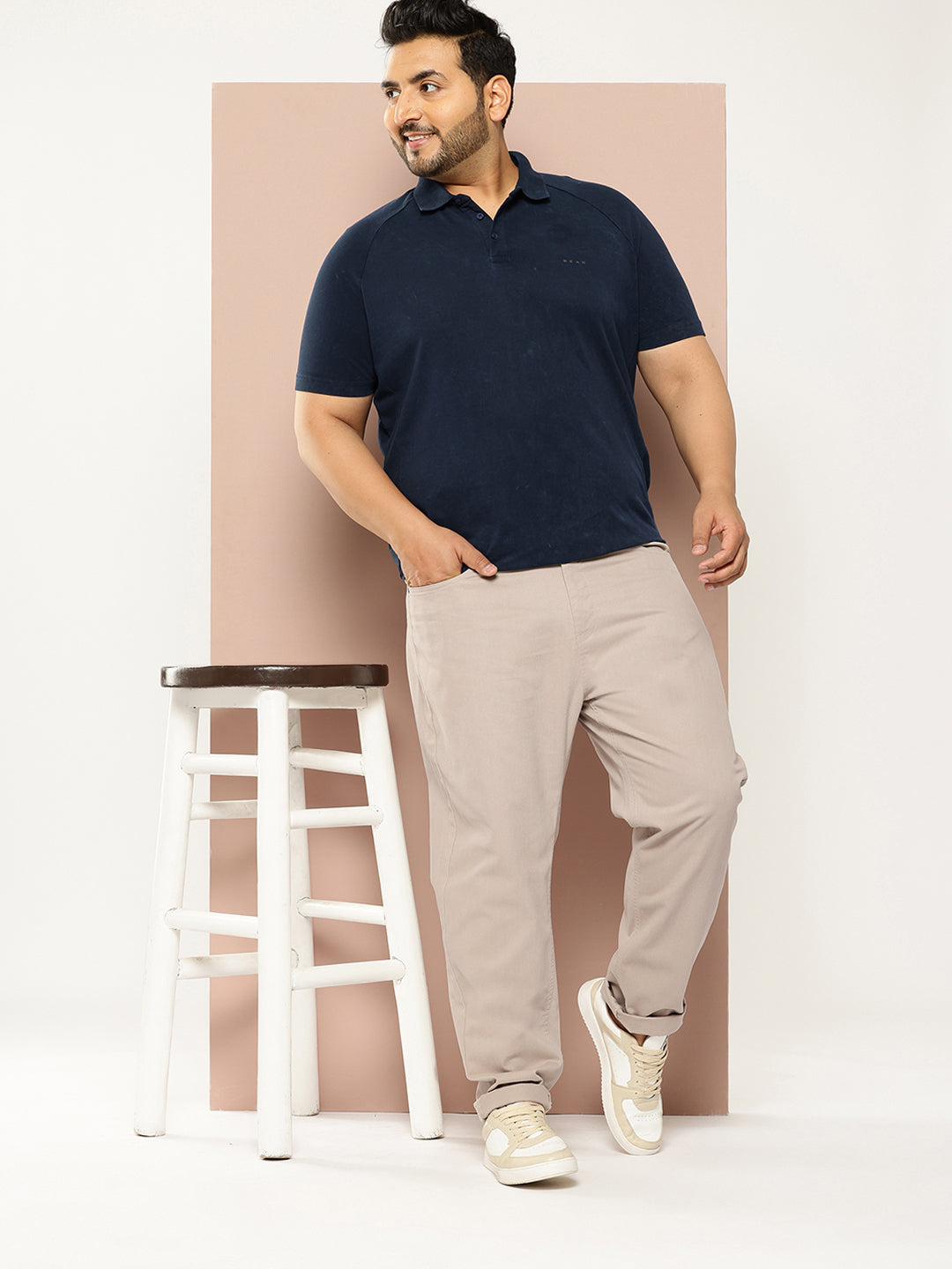 Thomas Scott Men DarkGrey Plus Size Regular fit Mid-rise Cotton Woven Chino Trouser