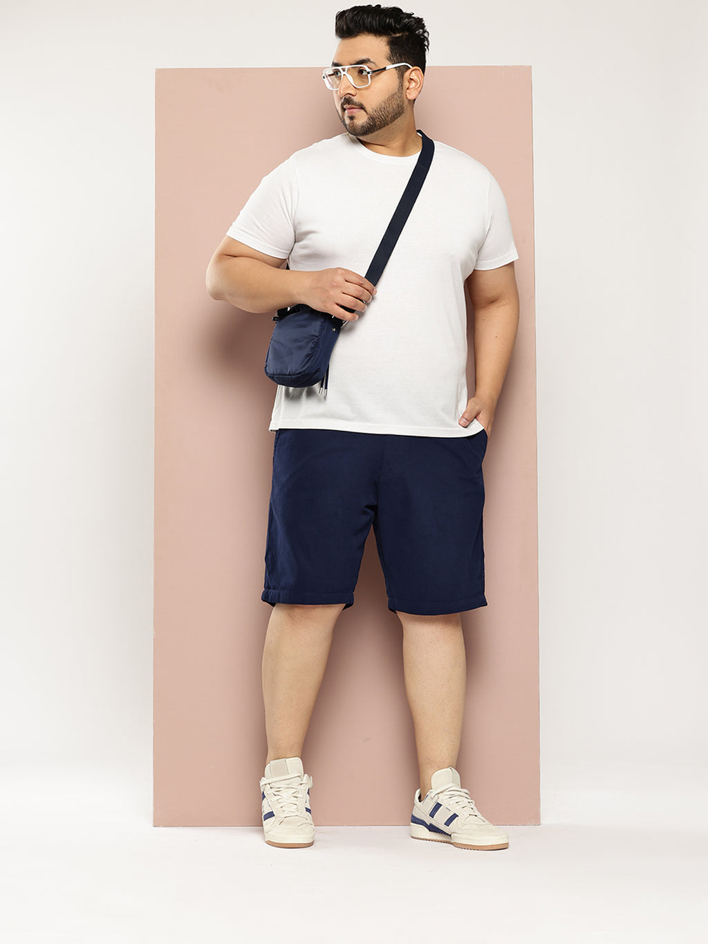 Thomas Scott Men NavyBlue Plus Size Regular fit Mid-rise Cotton Woven Outdoor Shorts
