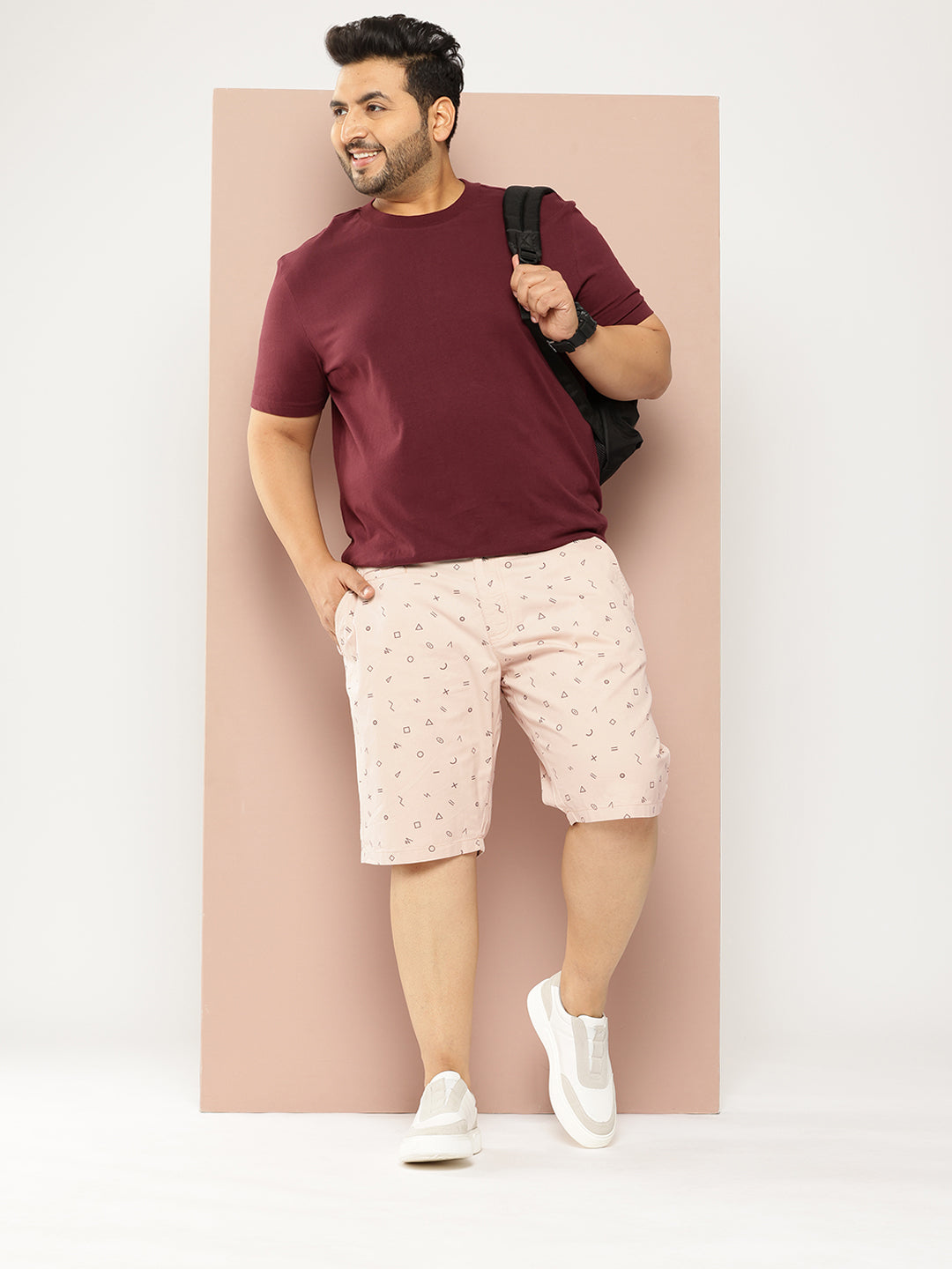 Thomas Scott Men Beige Plus Size Regular Fit Mid-Rise Geometric Print Woven Outdoor Shorts