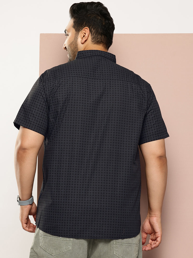 Thomas Scott Men Black Plus Size Regular Fit Short Sleeves Geometric Printed Woven Casual Shirt