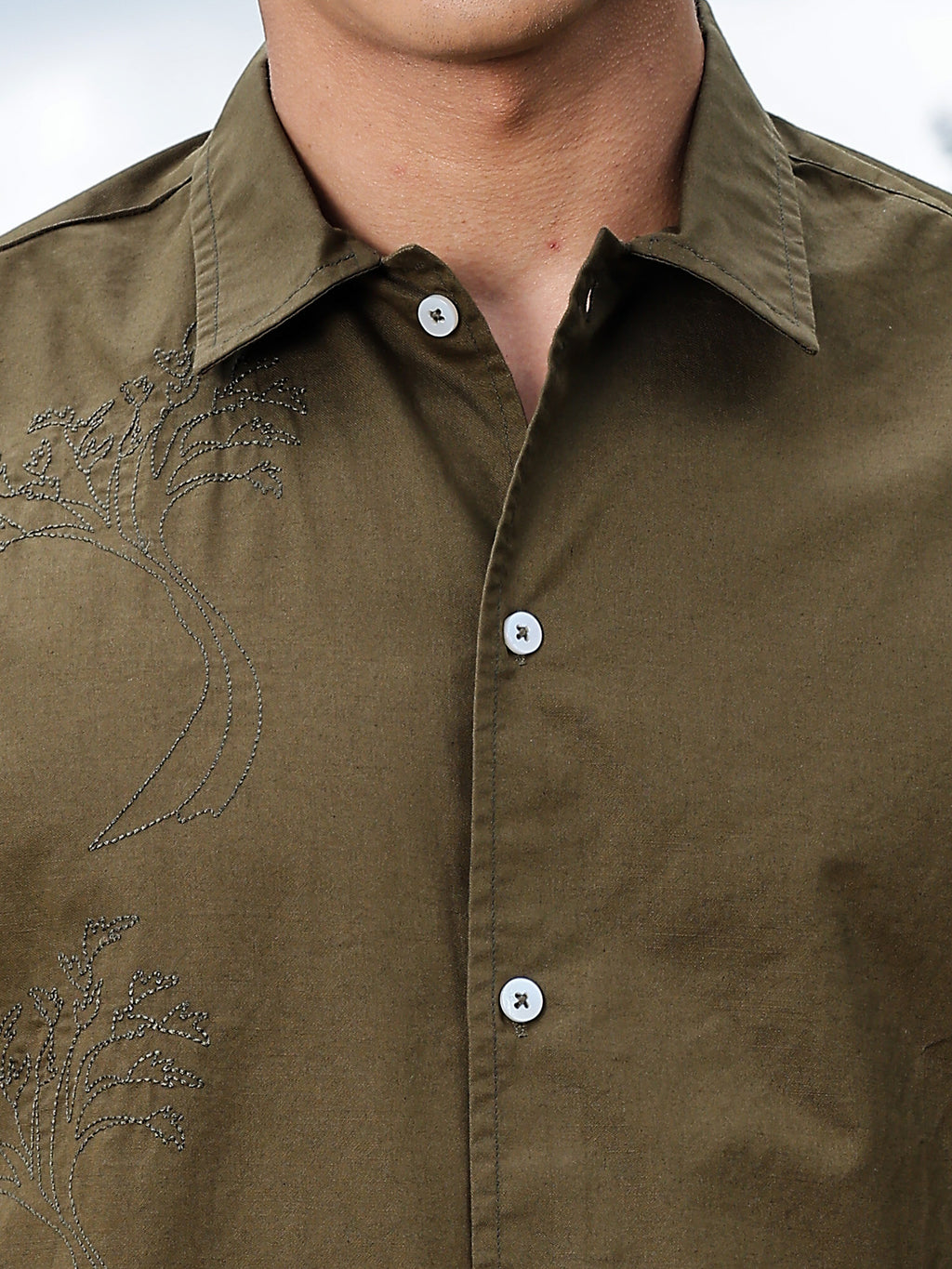 Thomas Scott Men Mehandi Regular Fit Short Sleeves Spread Collar Embroidered Shirt