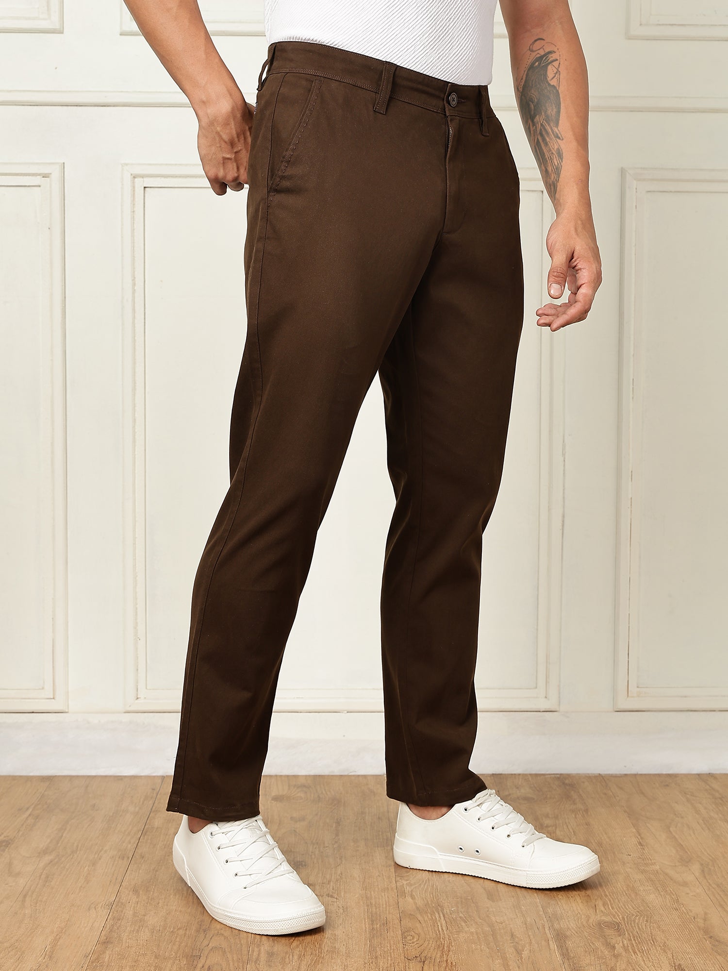 Thomas Scott Men Brown Mid-Rise Straight Fit Solid Woven Chinos Trouser