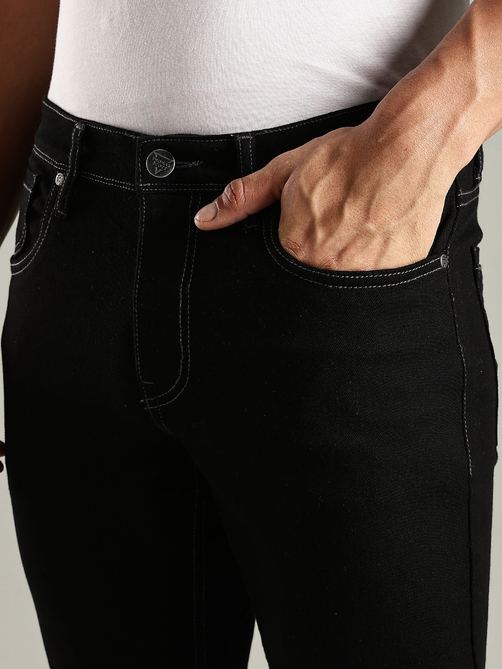Thomas Scott Men Black Mid-Rise Straight Fit Stretchable Jeans