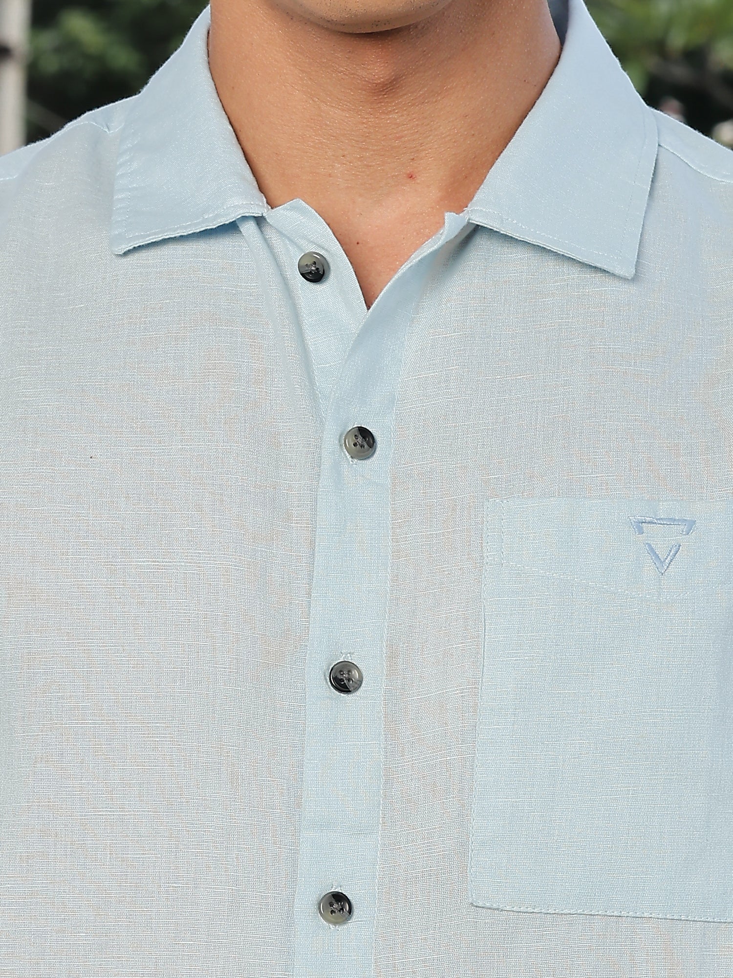 Thomas Scott Men Sky Blue Short Sleeves Oversized Cotton Linen Casual Shirt
