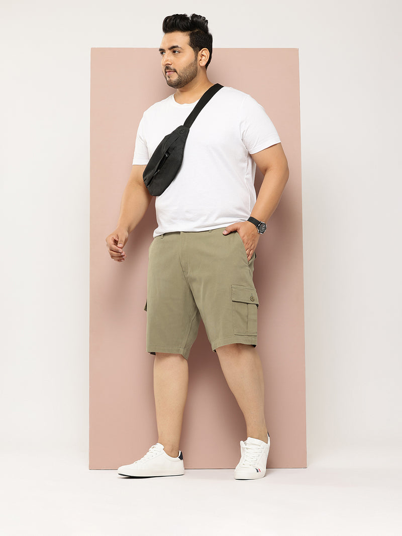 Thomas Scott Men Olive Plus Size Regular Fit Mid-Rise Woven Cargo Shorts