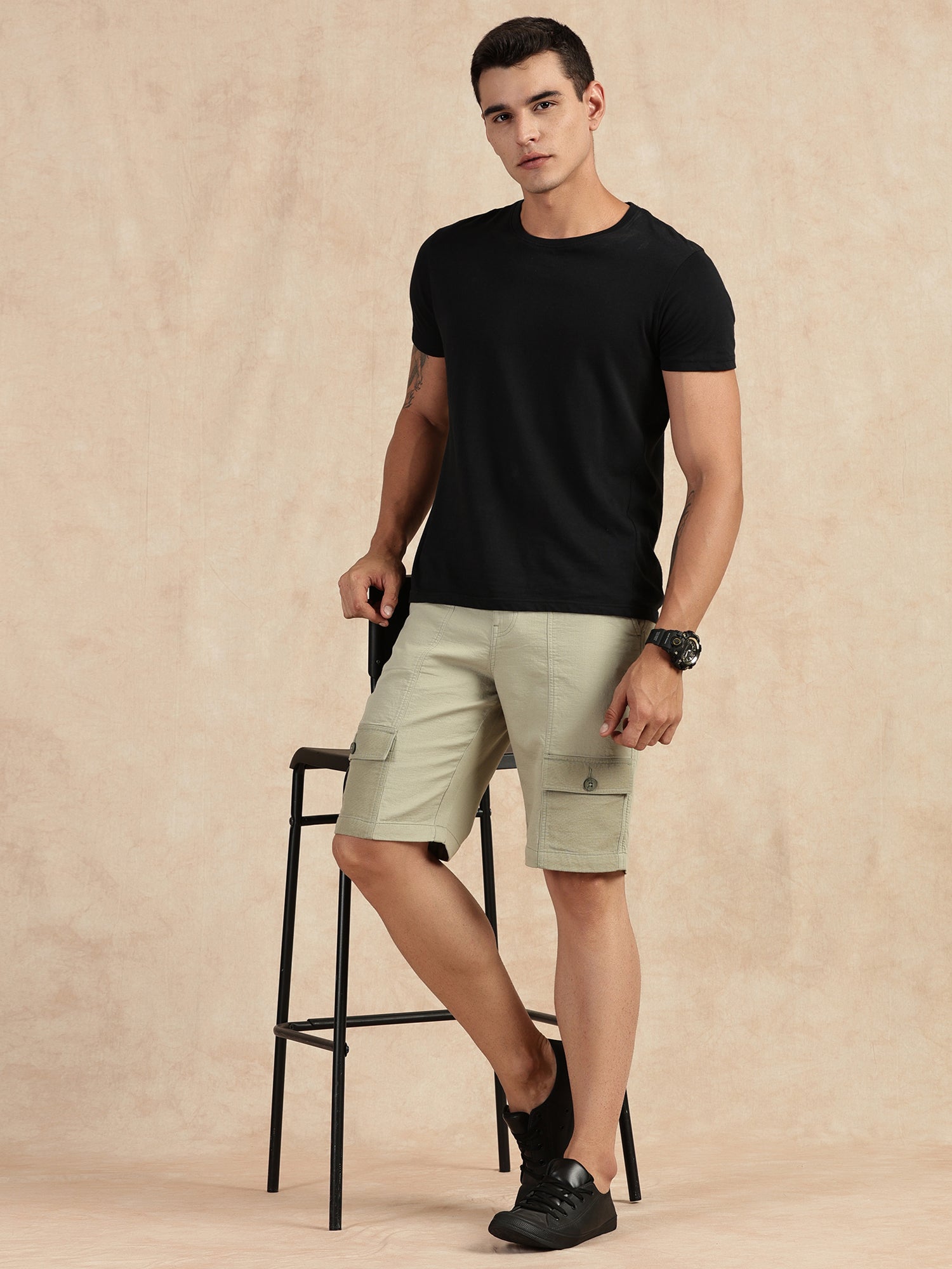 Thomas Scott Men Light Olive Straight Fit Mid-Rise Cargo Shorts