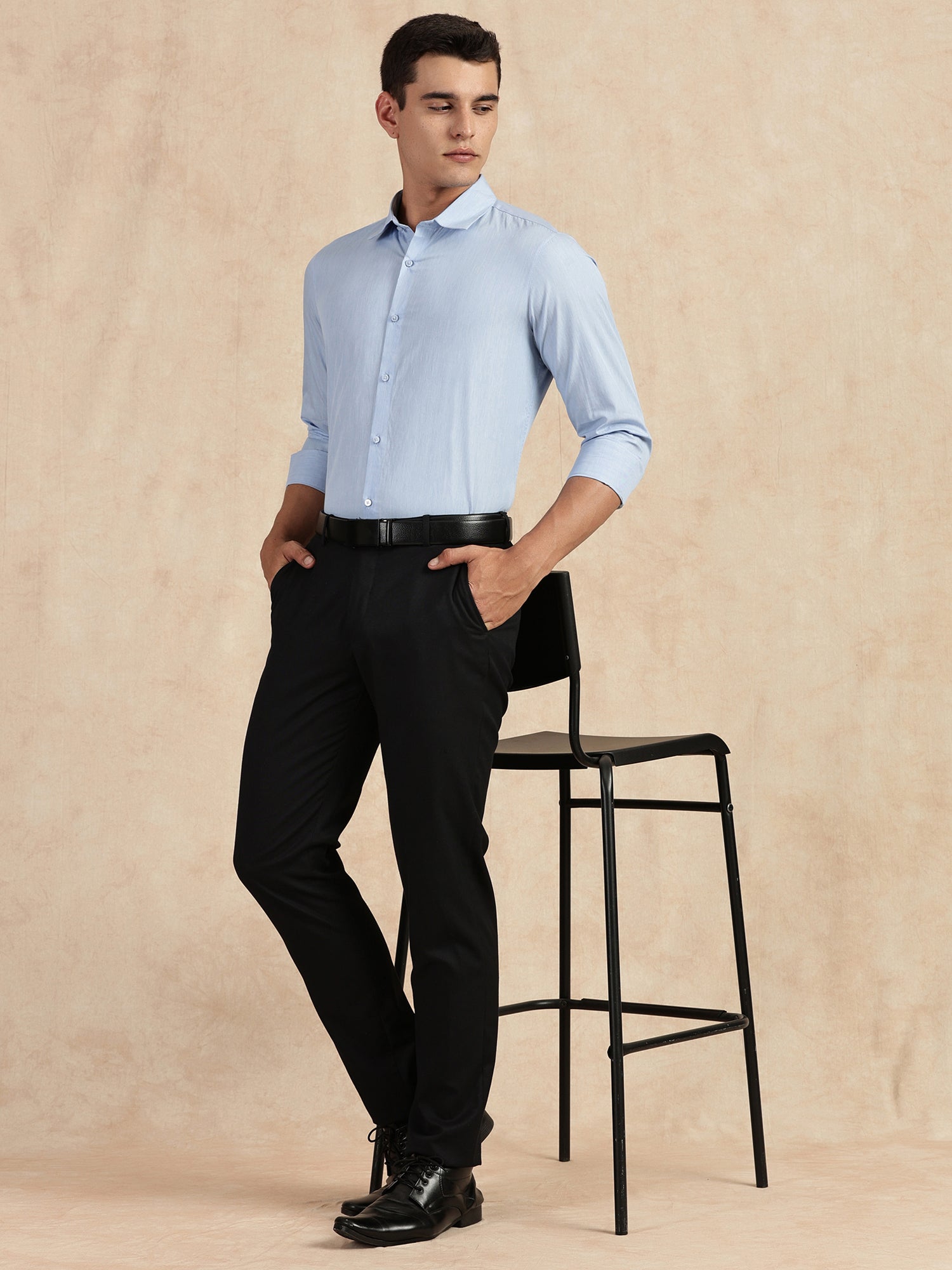 Thomas Scott Men Light Blue Slim Fit Long Sleeves Button-Down Collar Solid Filafil Formal Shirt