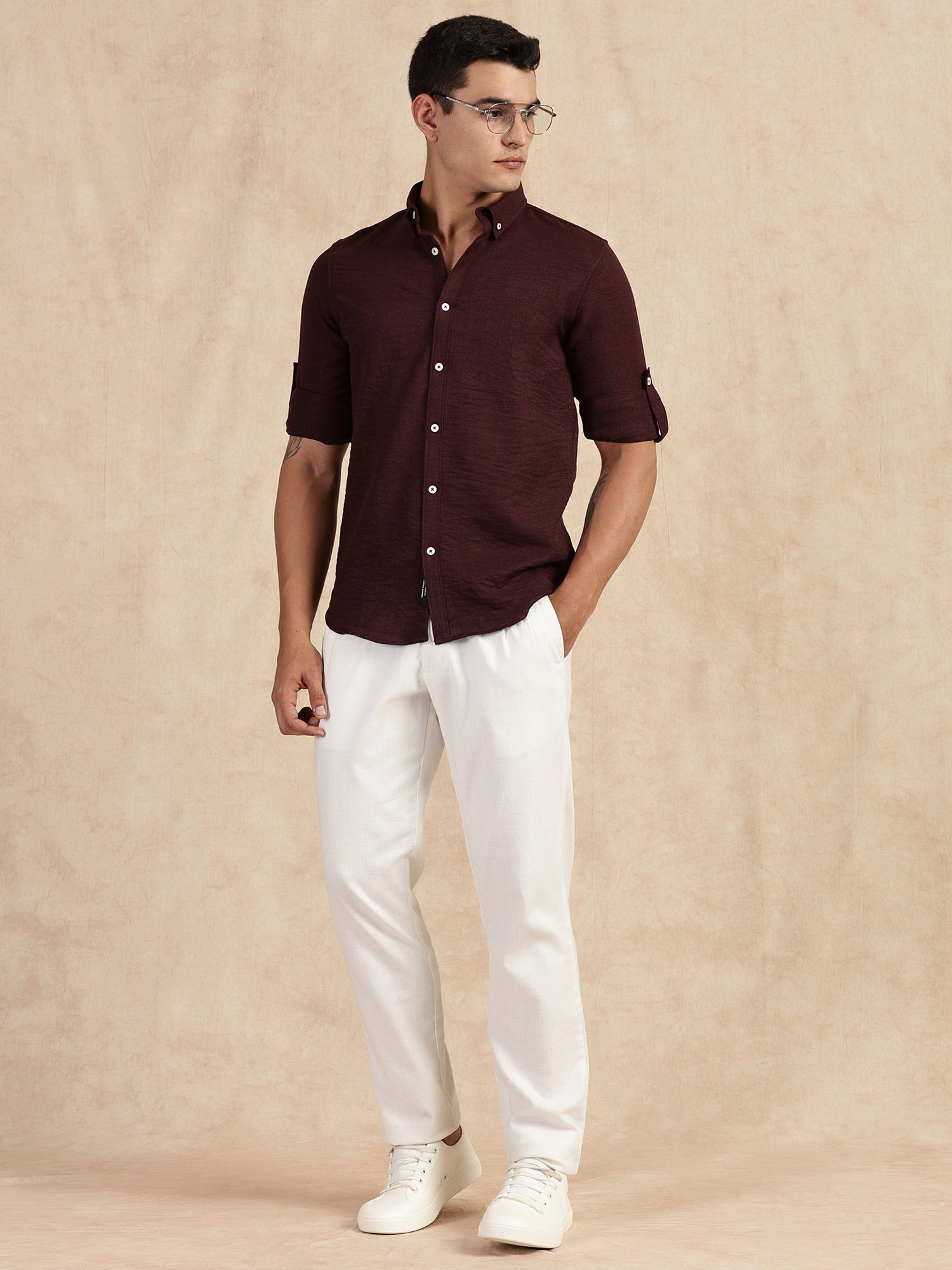 Thomas Scott Men Wine Slim Fit Long Sleeves Button-Down Collar Polyester Casual Shirt