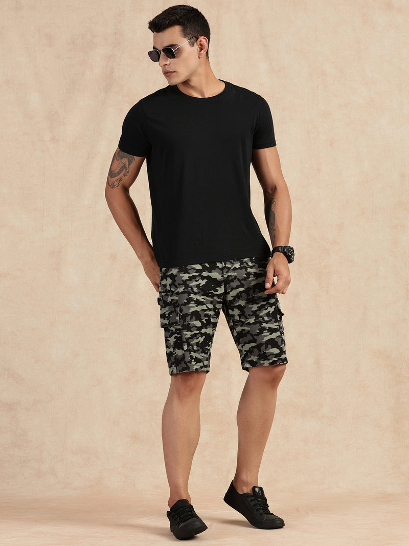 Thomas Scott Men Olive Regular Fit Mid Rise Camouflage Cargo Shorts
