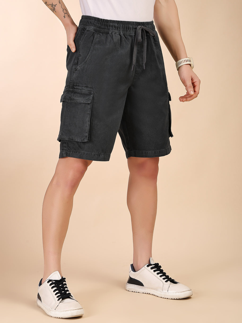 Thomas Scott Men Grey Mid-Rise Straight Fit Above Knee Cotton Woven Cargo Shorts