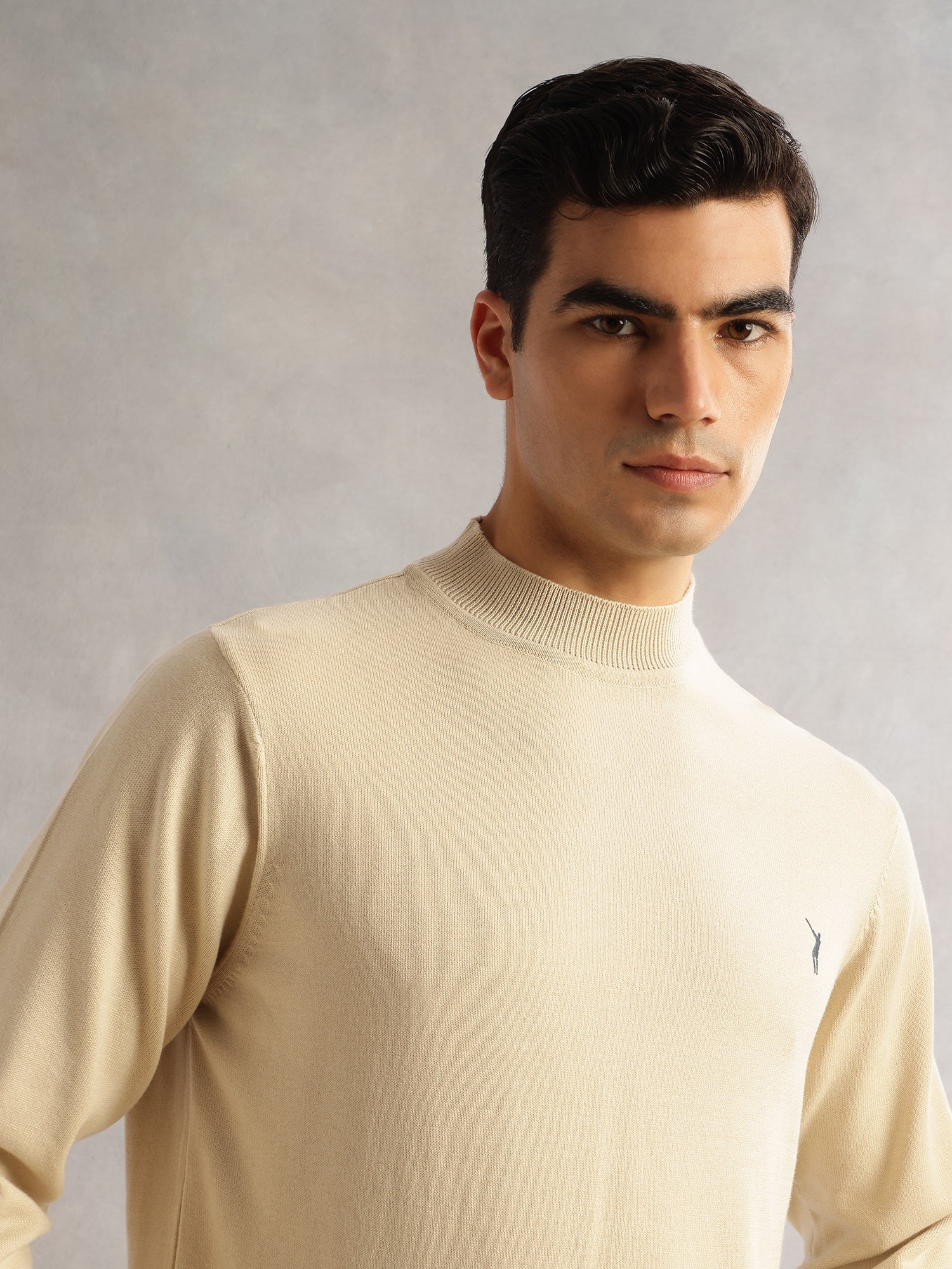 Thomas Scott Men OffWhite Regular Fit Long Sleeves Turtle Neck 100% Cotton Solid Knitted Pullover Sweater