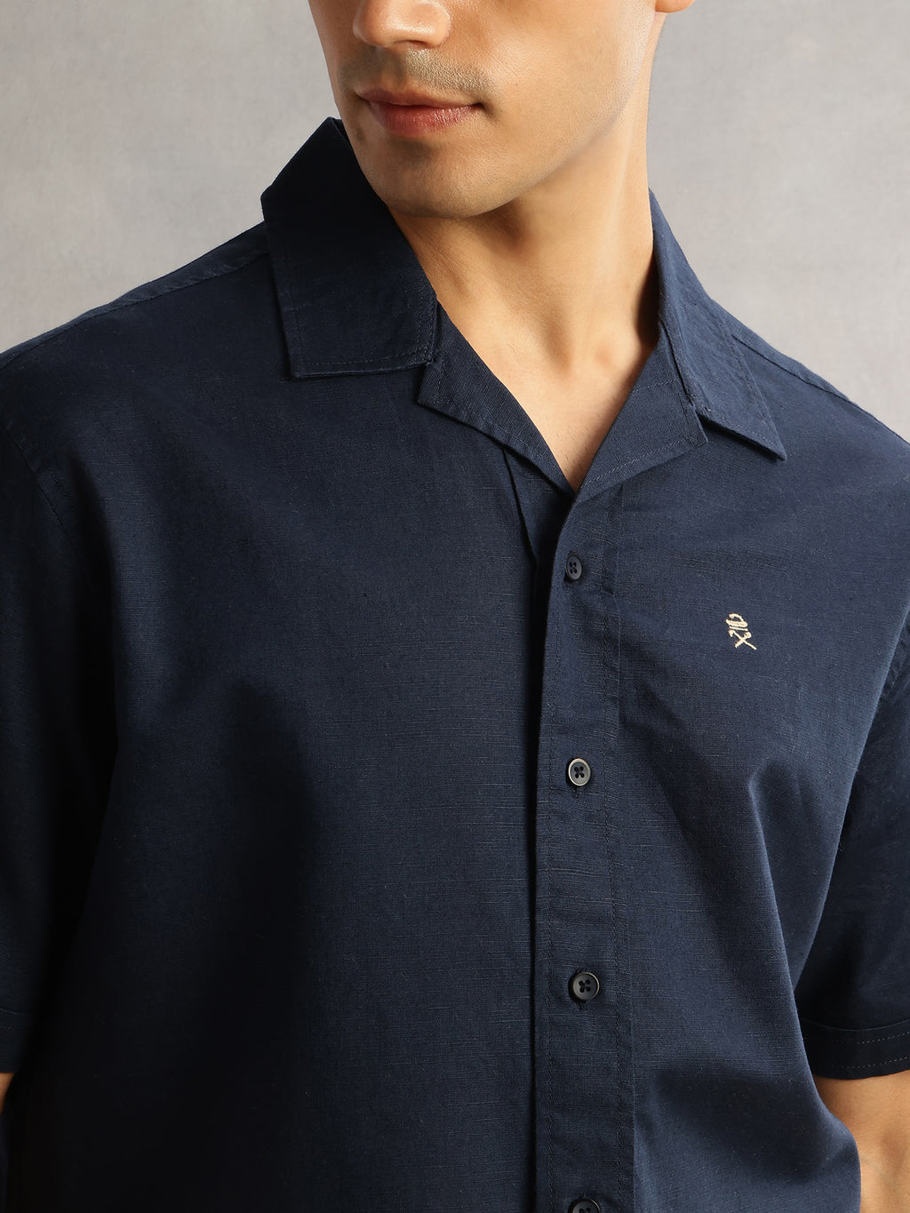 Thomas Scott Men Navy Oversized Fit Short Sleeves Cuban Collar Solid Cotton Linen Casual Shirt