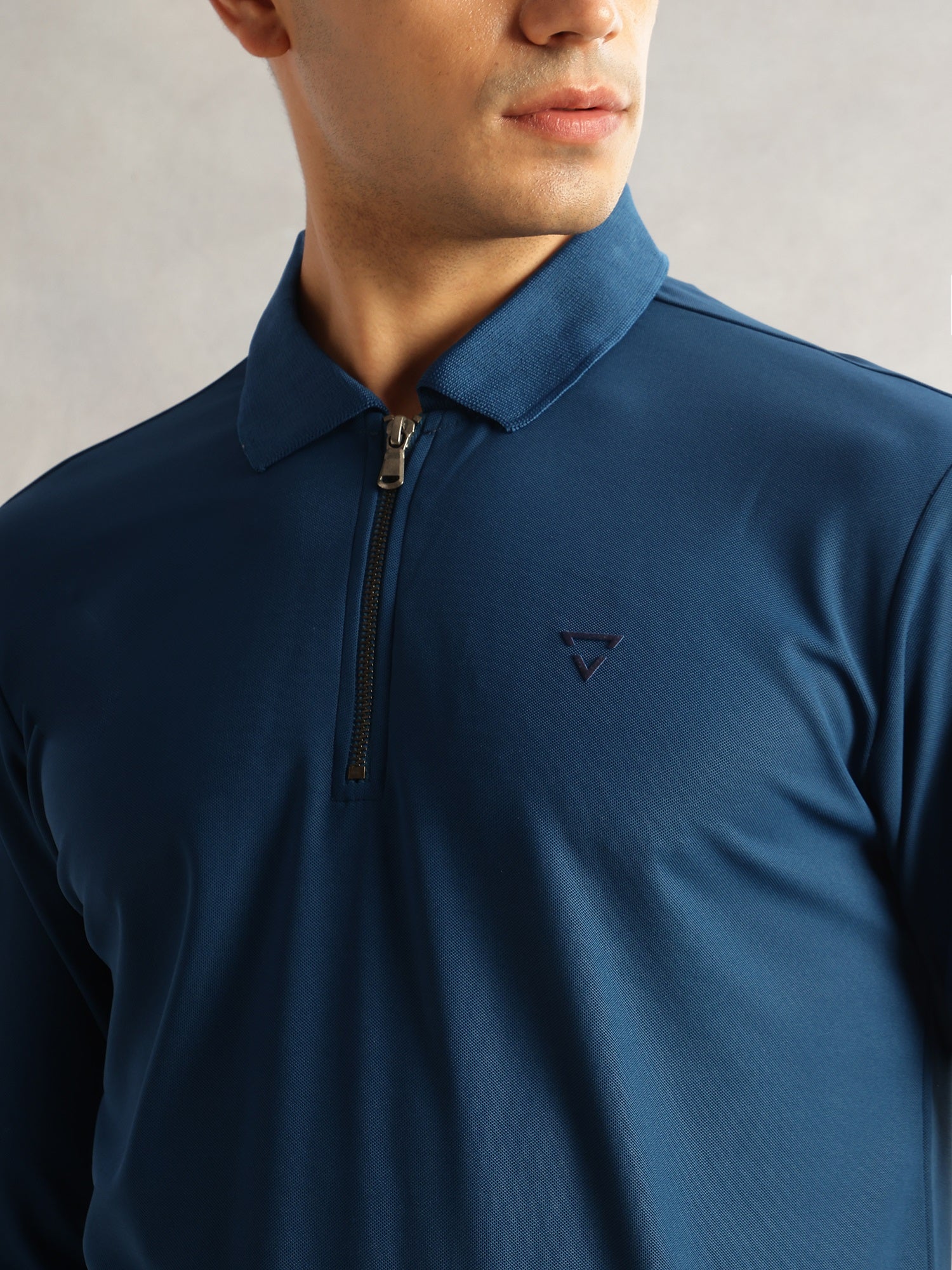 Thomas Scott Men Rama Blue Regular Fit Long Sleeves Solid Polyester Knitted Polo Collar T-shirt