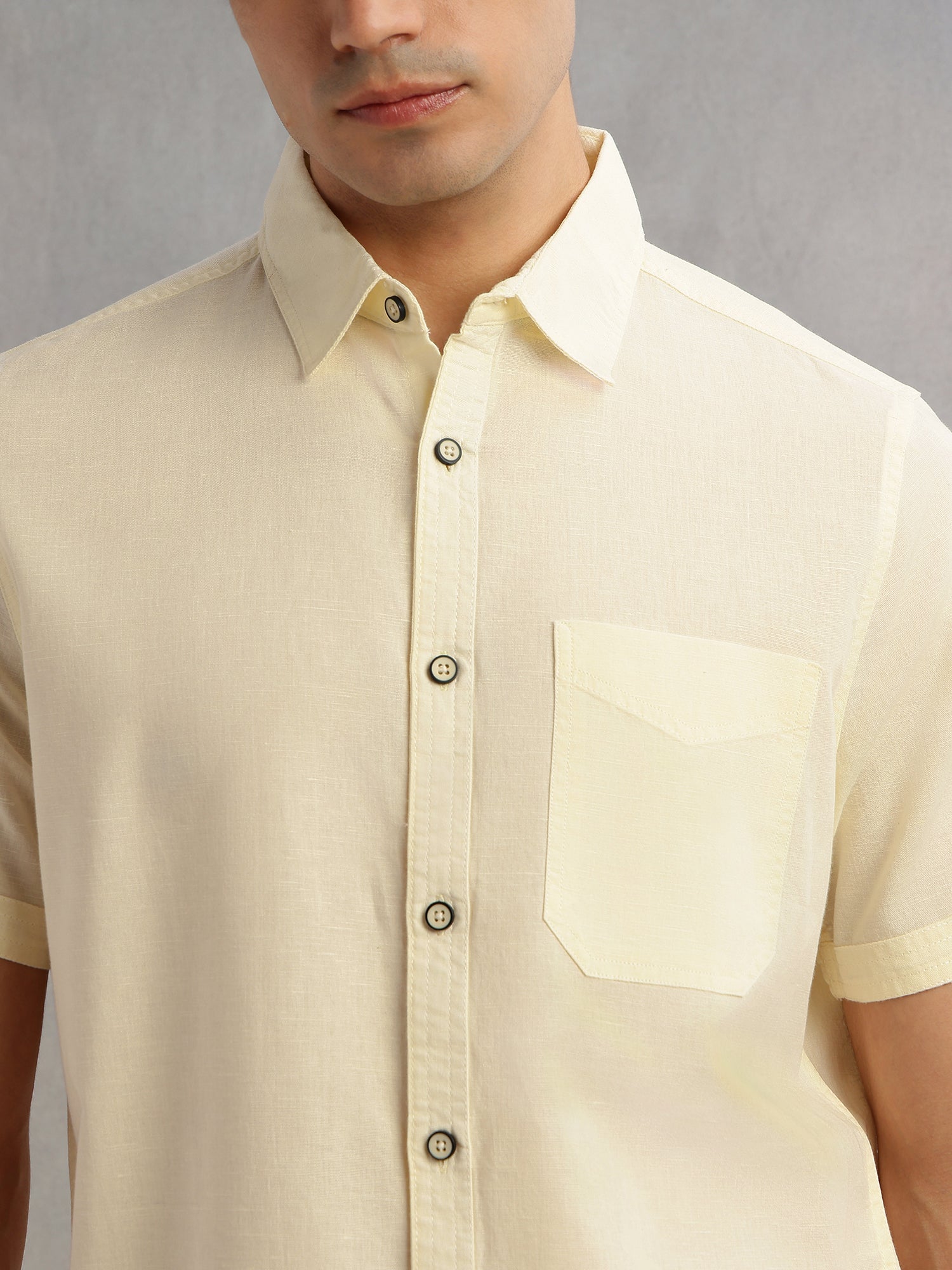 Thomas Scott Men Lemon Premium Regular Fit Short Sleeves Spread Collar Solid Linen Casual Shirt