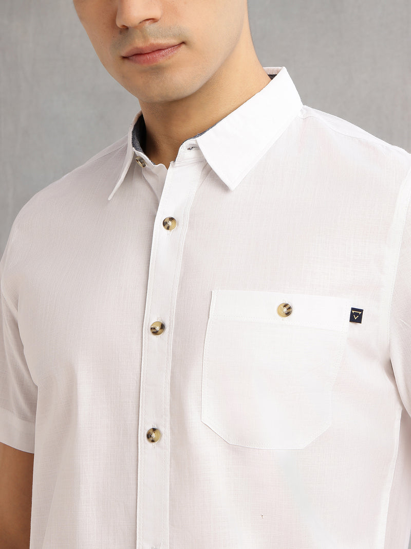 Thomas Scott Men White Regular Fit Short Sleeves Spread Collar 100% Cotton Casual Shirt