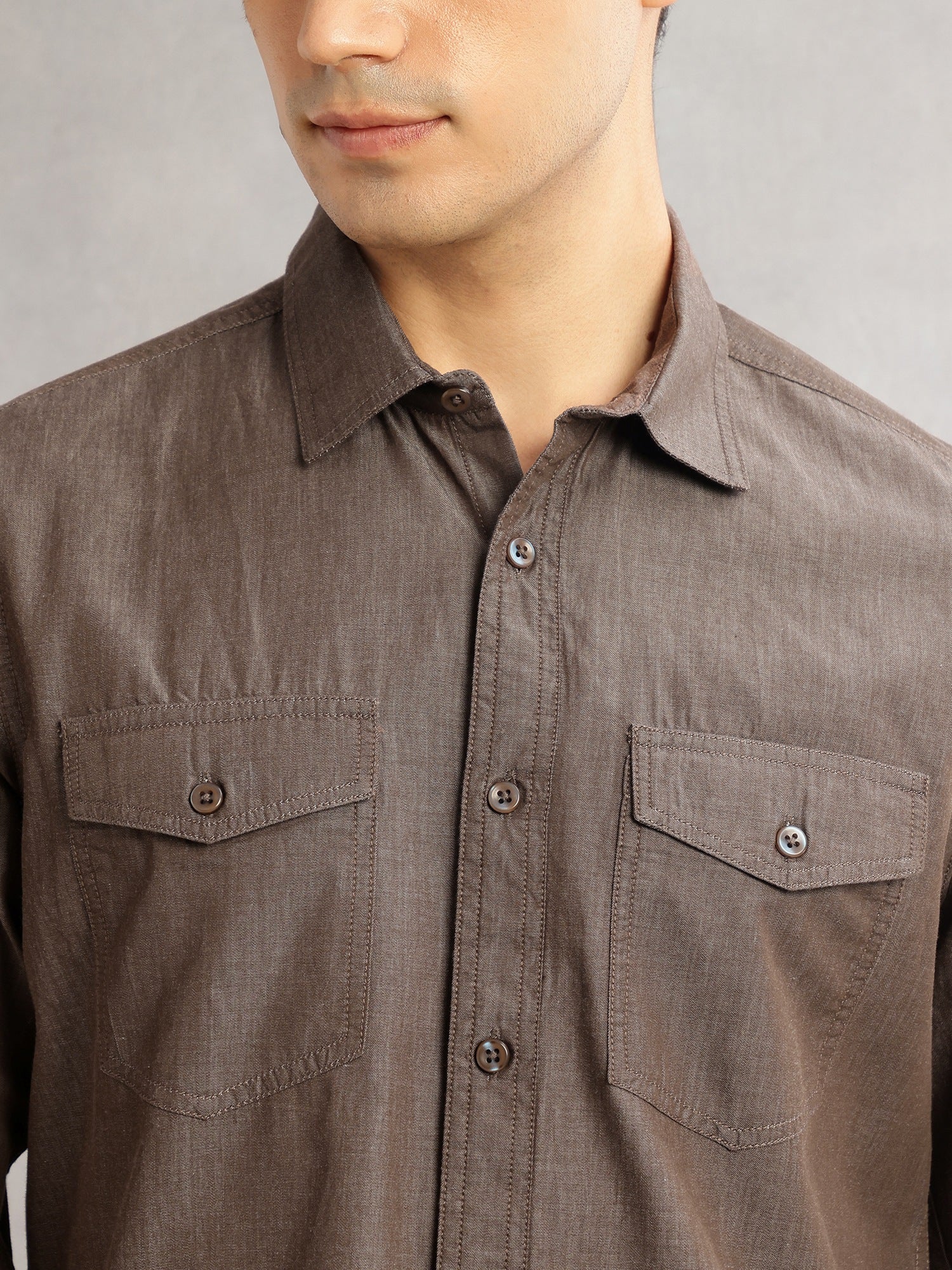 Thomas Scott Men Brown Slim Fit Long Sleeves Spread Collar Chambray 100% Cotton Casual Shirt