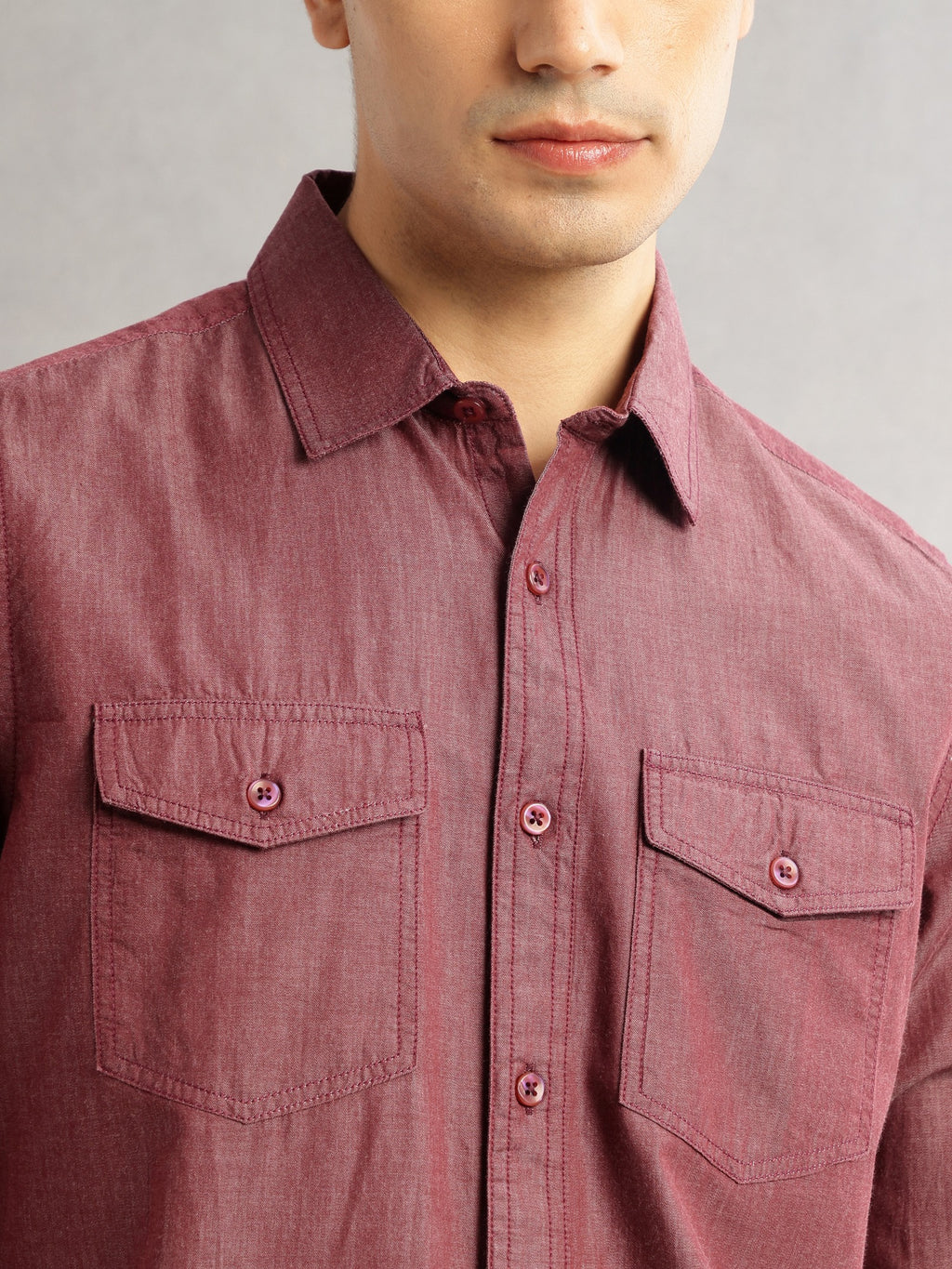 Thomas Scott Men Maroon Slim Fit Long Sleeves Spread Collar Chambray 100% Cotton Casual Shirt