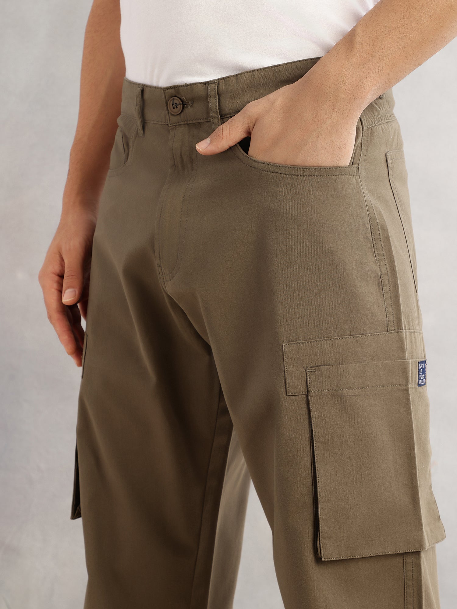 Thomas Scott Men Olive Cricket Club Straight Fit Mid-Rise Solid 100% Cotton Woven Cargo Trouser