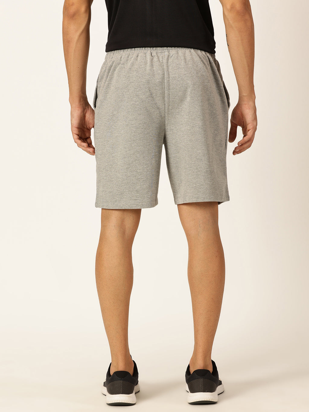 Thomas Scott Men Grey Melange Regular Fit Mid-Rise Solid 2 Pockets Knitted Shorts