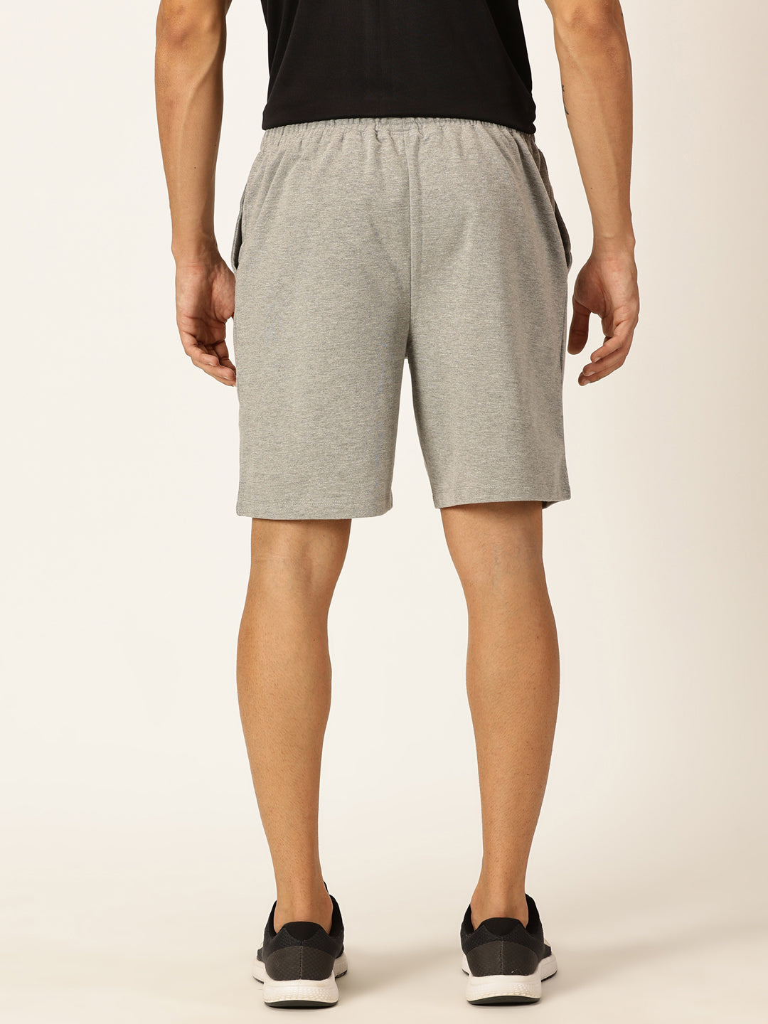 Thomas Scott Men Grey Melange Regular Fit Mid-Rise Solid 2 Pockets Knitted Shorts