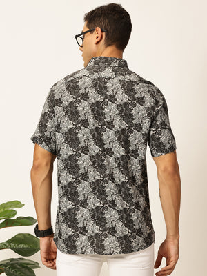 Thomas Scott Men Black Regular Fit Short Sleeves Spread Collar Floral Printed Casual Shirt