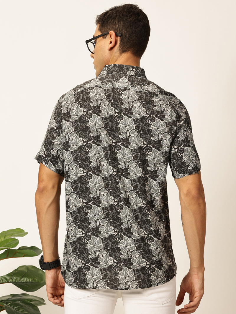 Thomas Scott Men Black Regular Fit Short Sleeves Spread Collar Floral Printed Casual Shirt