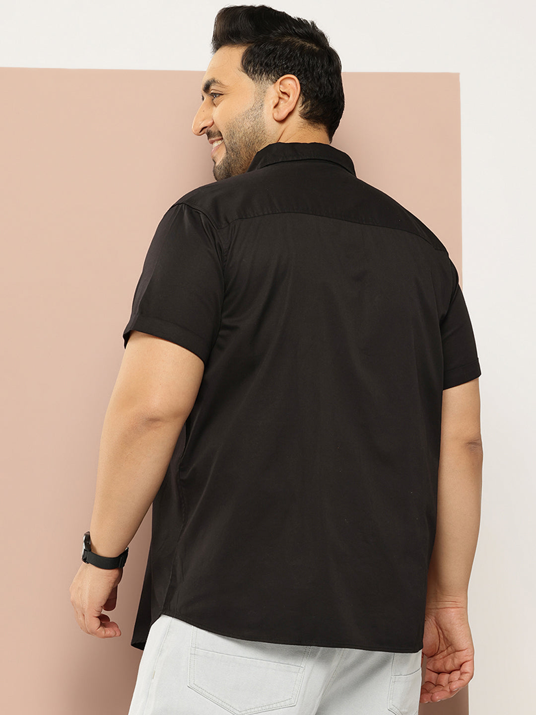 Thomas Scott Men Black Plus Size Regular Fit Short Sleeves Spread Collar 100% Cotton Casual Shirt