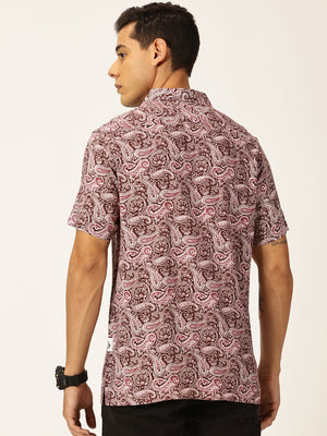 Thomas Scott Men Maroon Regular Fit Short Sleeves Cuban Collar Abstract Printed Casual Shirt