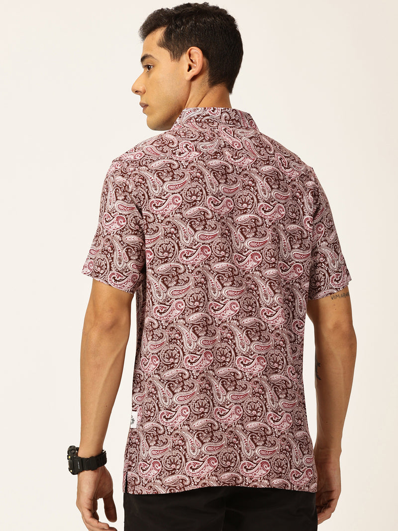 Thomas Scott Men Maroon Regular Fit Short Sleeves Cuban Collar Abstract Printed Casual Shirt