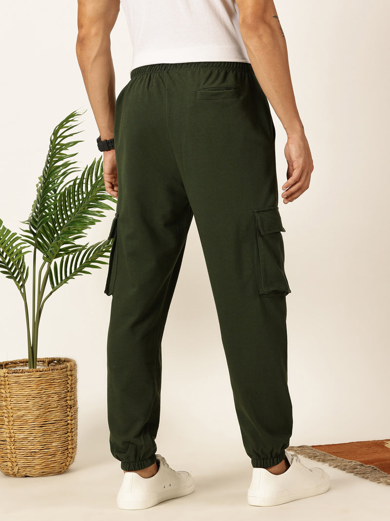Thomas Scott Men Kombu Green Relaxed-Fit Mid-Rise Solid 3 Pockets Cargo Joggers