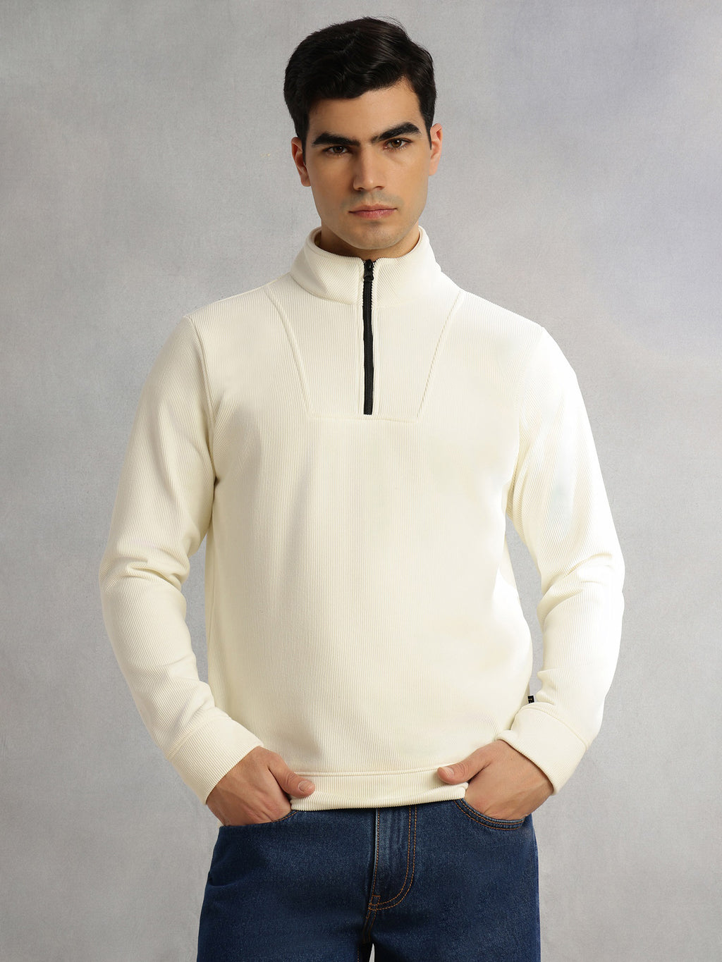 Thomas Scott Men White Regular Fit Long Sleeves Mock Neck Half-Zip Solid Polyester Knitted Sweatshirt