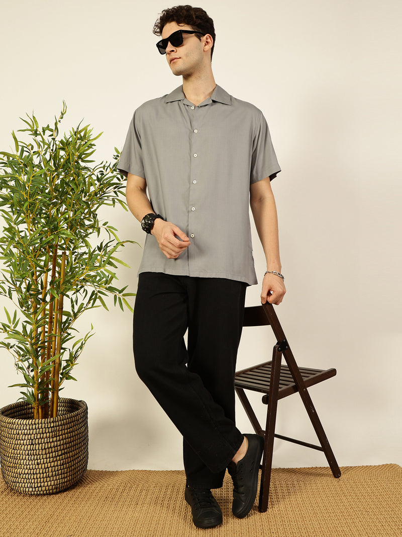 Thomas Scott Men Grey Short Sleeves Oversized Fit Solid Cuban Collar Viscose Casual Shirt