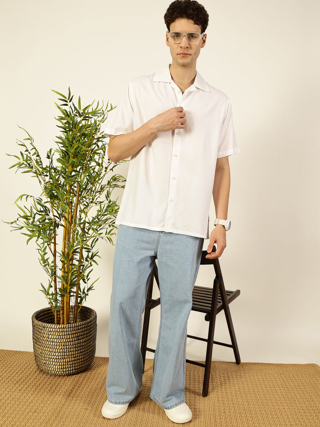 Thomas Scott Men White Short Sleeves Oversized Fit Solid Cuban Collar Viscose Casual Shirt