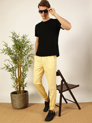 Thomas Scott Men Lemon Regular Fit Mid-Rise 3 Pockets Solid Cotton Woven Joggers