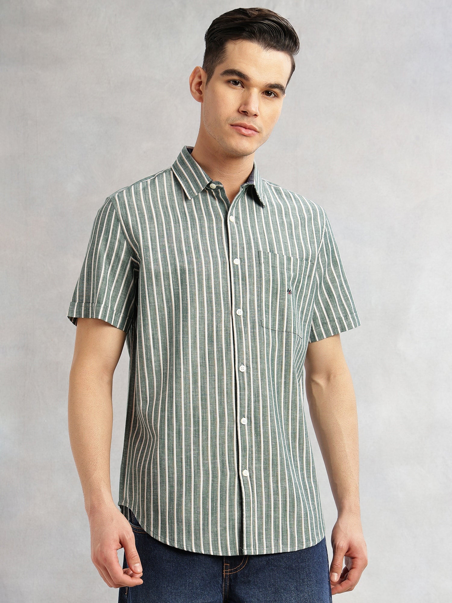 Thomas Scott Men Green Slim Fit Cotton Linen Vertical Stripes Casual Shirt with Spread Collar & Short Sleeves
