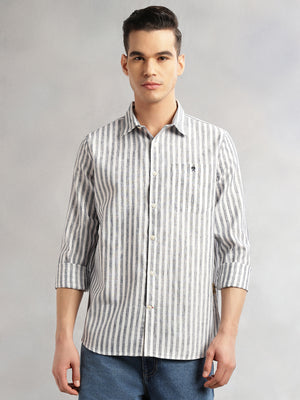 Navy Slim Fit Long Sleeves Spread Collar Vertical Stripes Cotton Linen Casual Shirt For Men