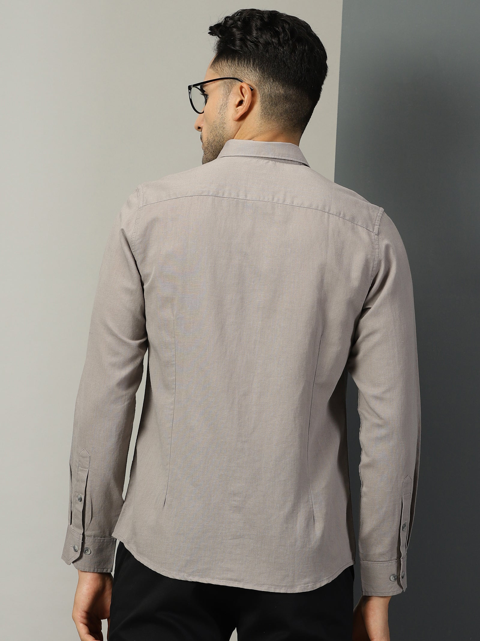 Thomas Scott Men Grey Regular Fit Long Sleeves Spread Collar Solid Cotton Linen Casual Shirt