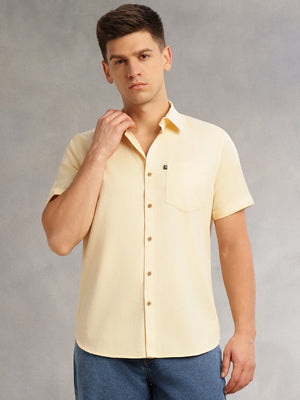 Thomas Scott Men Lemon Slim Fit Short Sleeves Spread Collar Solid Casual Shirt
