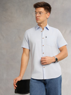 Thomas Scott Men Sky Blue Slim Fit Short Sleeves Spread Collar Solid Casual Shirt