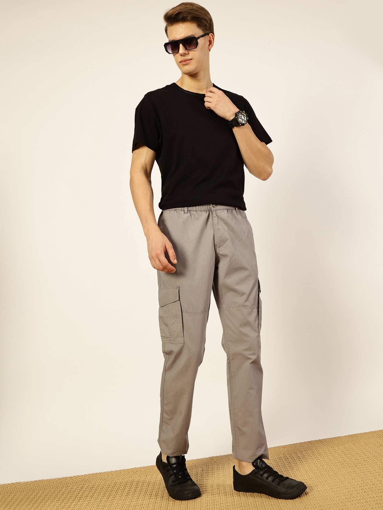 Thomas Scott Men Grey Slim Fit Mid-Rise Solid 6 Pockets Woven Cargo Trouser