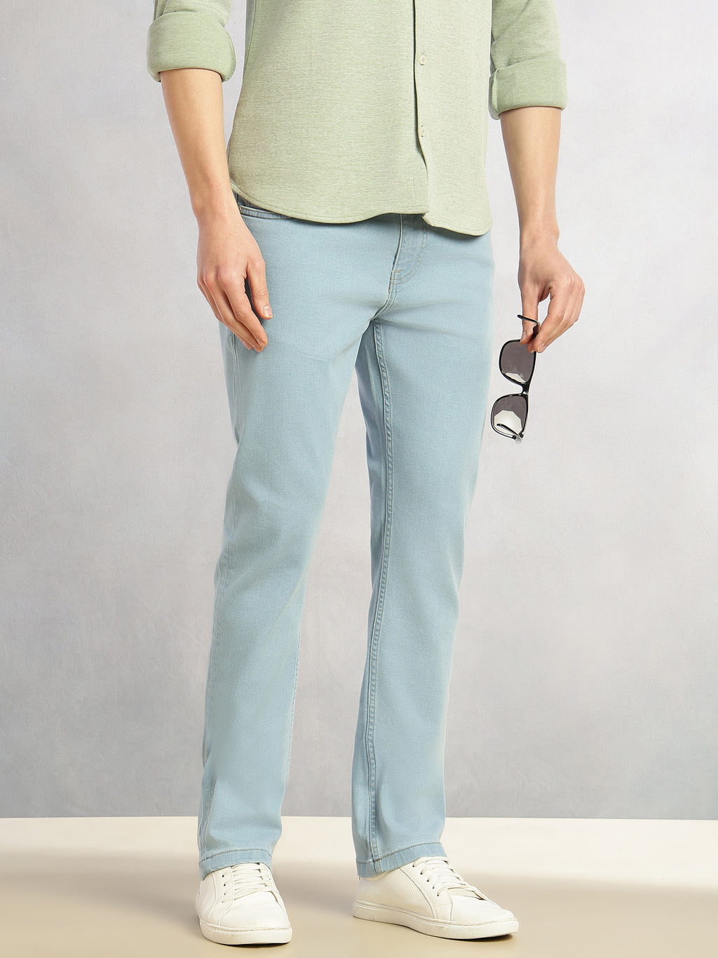 Thomas Scott Men Light Blue Cricket Club Collection Mid-Rise Straight Fit No Fade 5 Pockets Stretchable Jeans