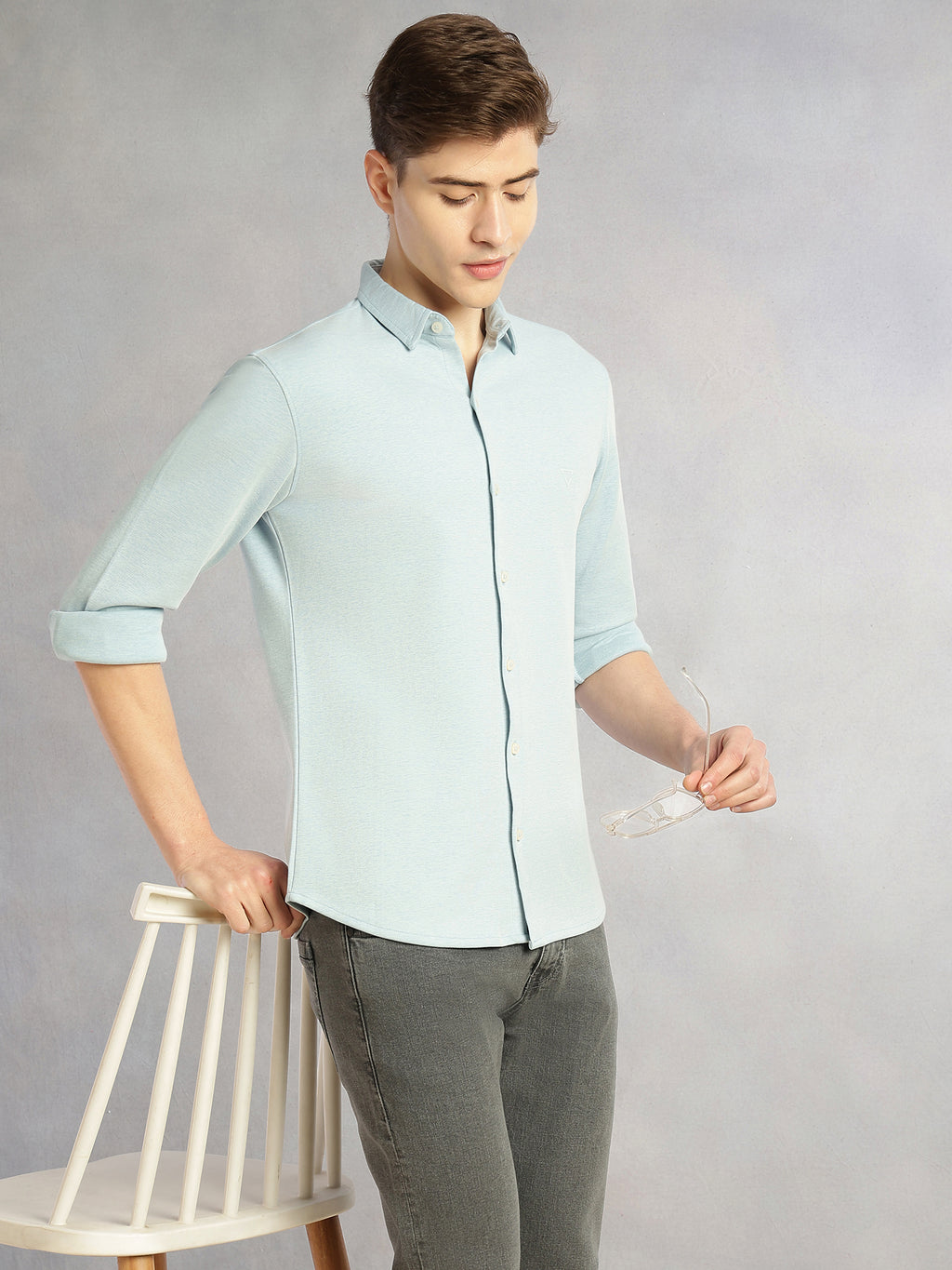 Thomas Scott Men Sky Blue Slim Fit Long Sleeves Spread Collar Solid Knitted Shirt