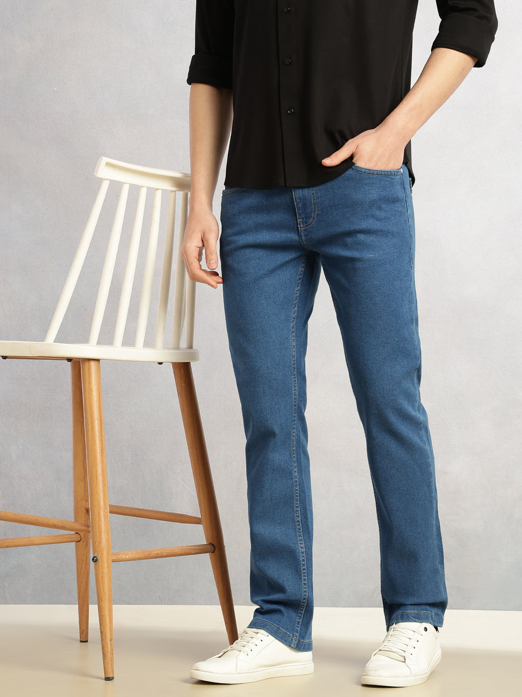 Thomas Scott Men Light Blue Cricket Club Collection Straight Fit Mid-Rise No Fade 5 Pockets Stretchable Jeans