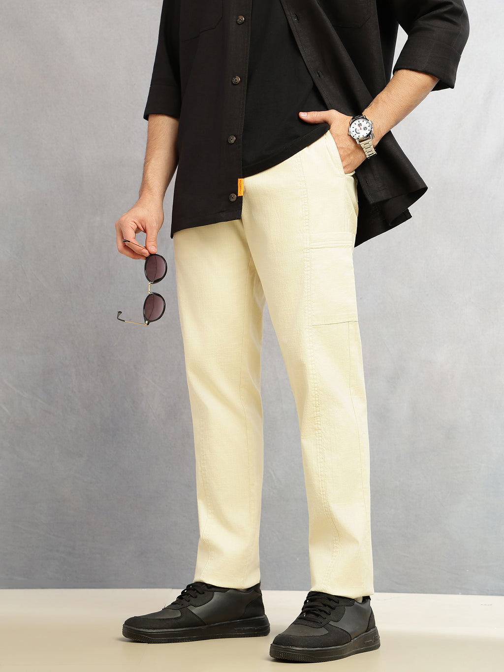 Thomas Scott Men Beige Smart Straight Fit Mid-Rise Solid 6-Pocket Design Woven Cargo Trouser
