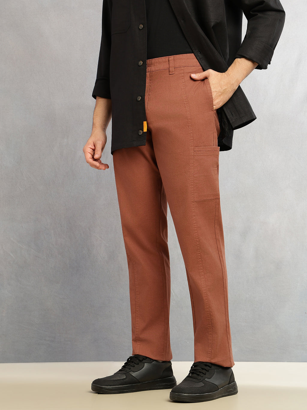 Thomas Scott Men Brown Smart Straight Fit Mid-Rise Solid 6-Pocket Design Woven Cargo Trouser