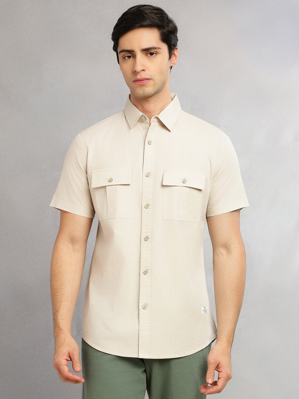 Thomas Scott Men Beige Cricket Club Collection Slim Fit Short Sleeve Spread Collar 2 Flap Pockets Solid Design Cotton Twill Casual Shirt