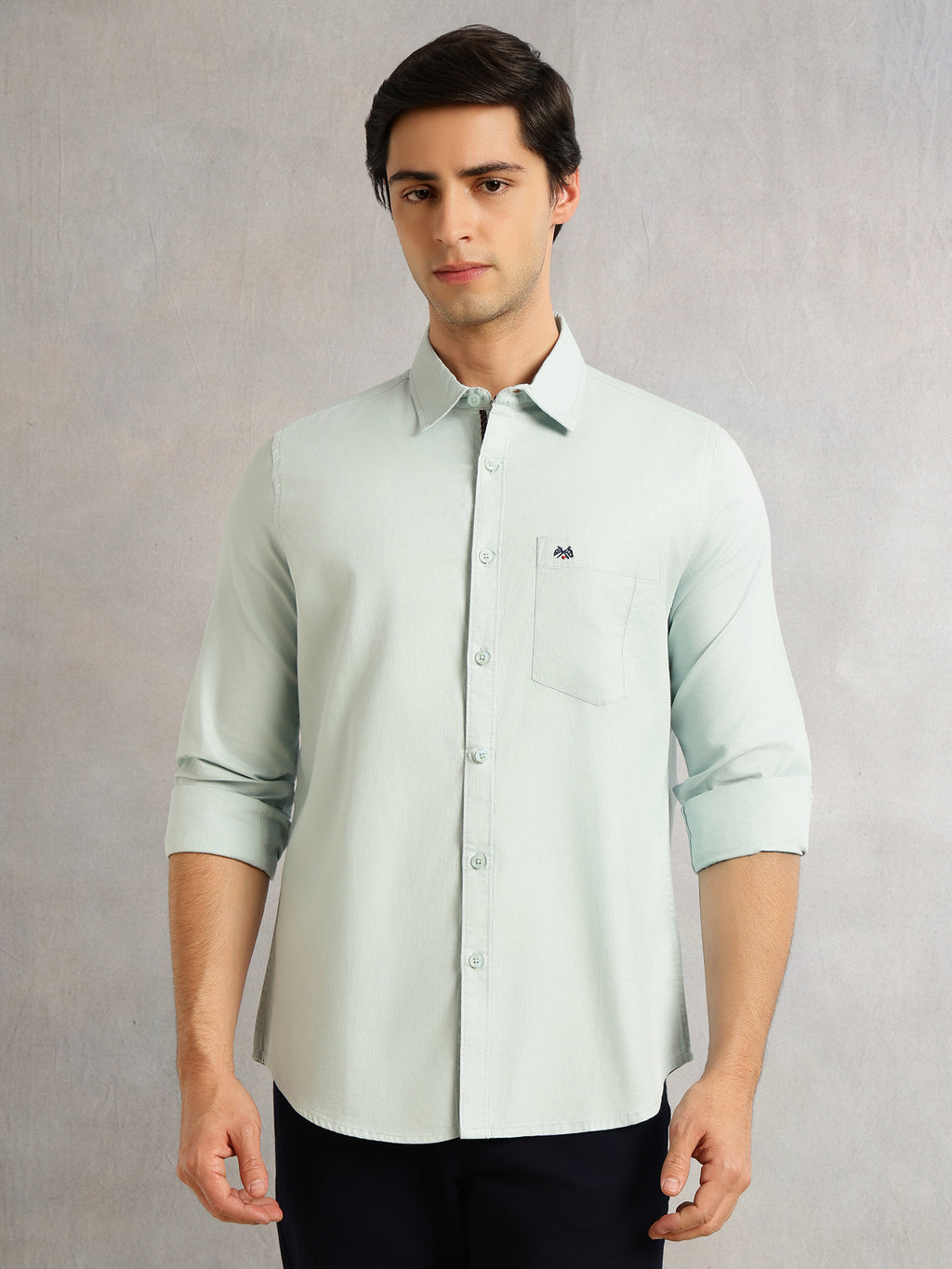 Thomas Scott Men Green Slim Fit Long Sleeves Solid Spread Collar 100% Cotton Twill Casual Shirt